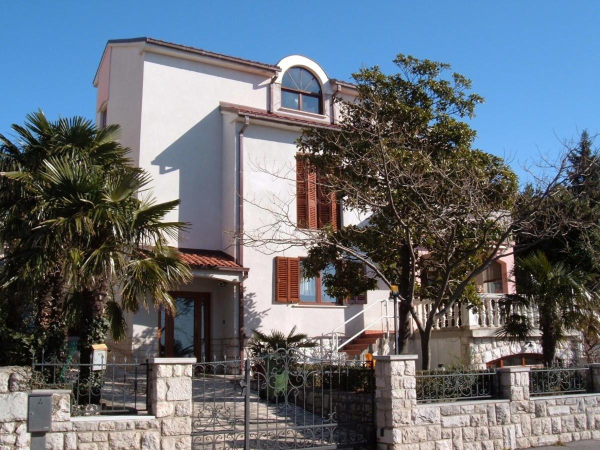 Apartmani Crikvenica 30072 - Goran Bagian luar foto